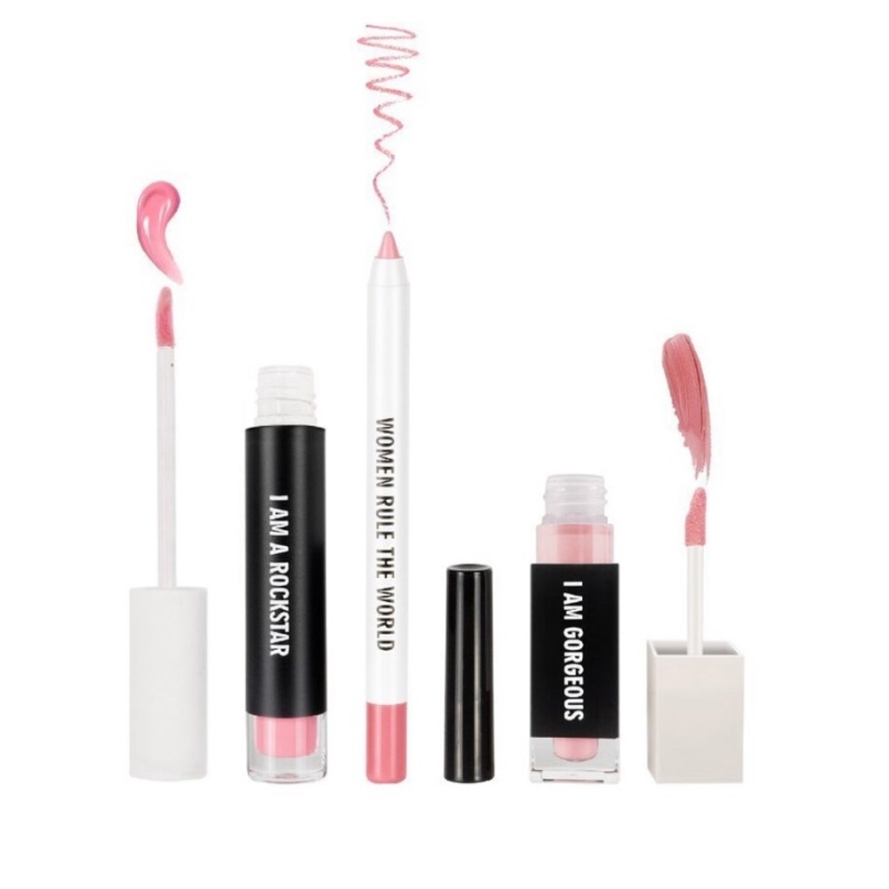 BNIB Realher Lip kit in Neutral Pink